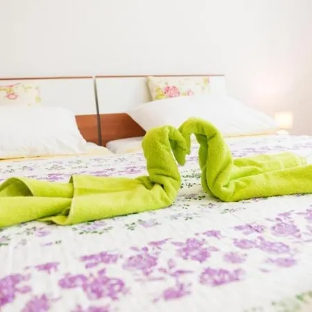 Goran - Modern And Spacious